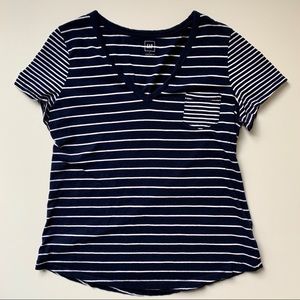 GAP Navy & White Stripe Vintage Wash Pocket Tee